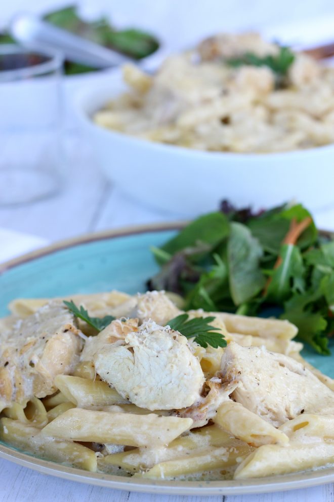 Crock Pot Chicken Alfredo Wishes and Dishes