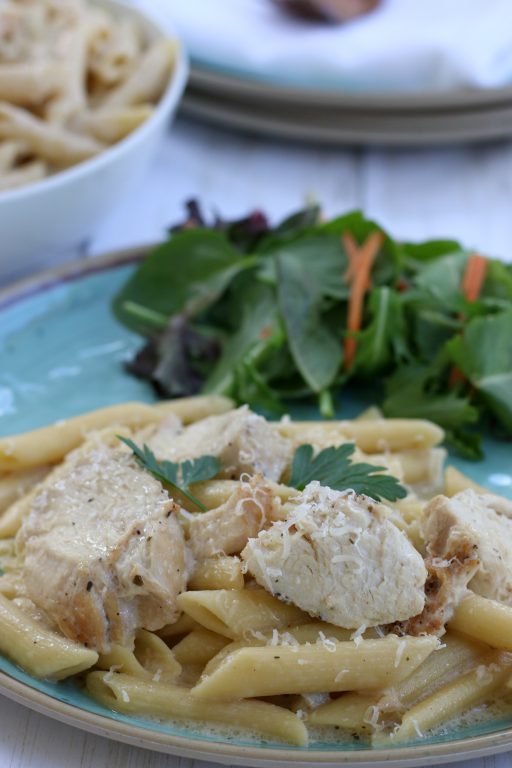 Crock Pot Chicken Alfredo Wishes and Dishes