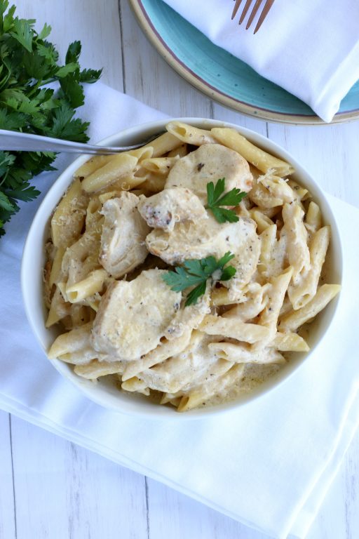 Crock Pot Chicken Alfredo | Wishes and Dishes