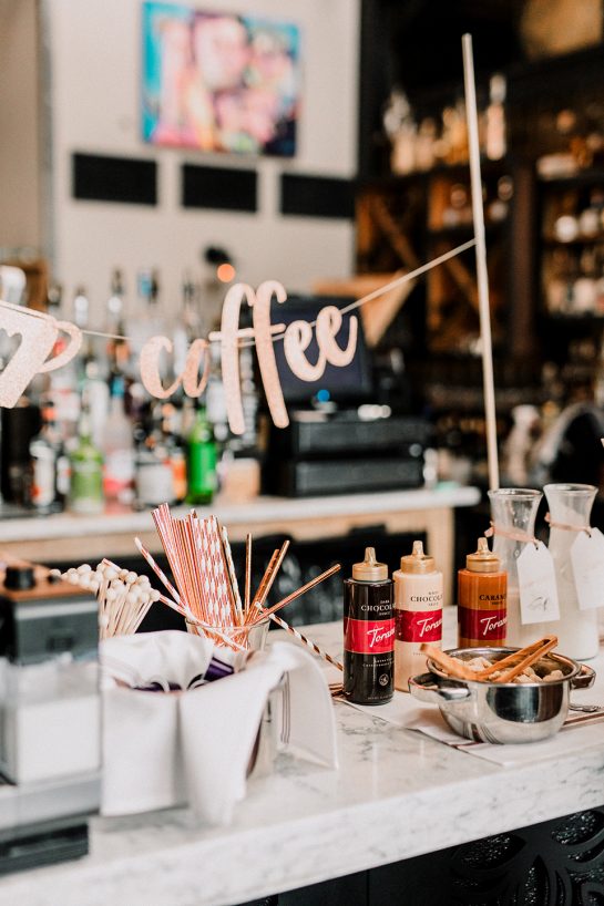 My tips and tricks for Setting up a Coffee Bar for your Party! Invite a few freinds over and host a casual coffee bar party right at home or set it up for a large birthday party! 