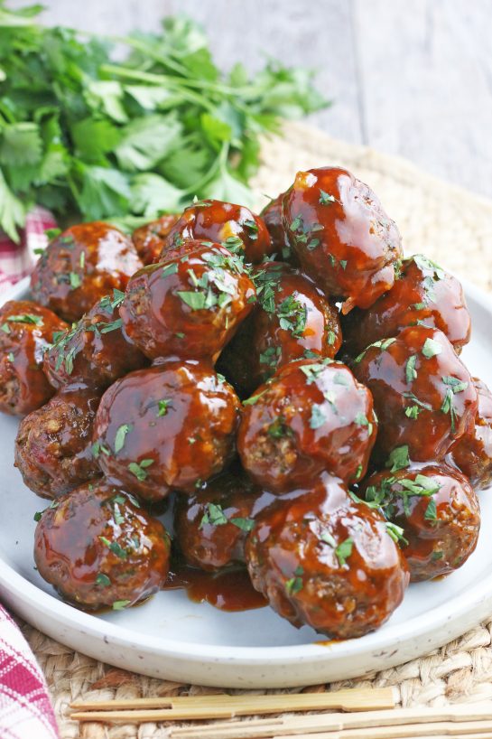 A look at our finished bacon bourbon meatballs with sauce. Now that we know how to make meatballs they look even better! These bacon bourbon homemade meatballs could not be easier. I’ll show you how to make meatballs that are simple, flavorful, and perfect for appetizers, subs, and pasta. This is an easy meatballs recipe that everyone will love. 
