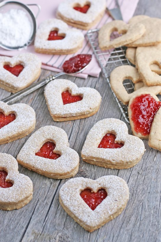 Our first look at the finished recipe for linzer cookies.