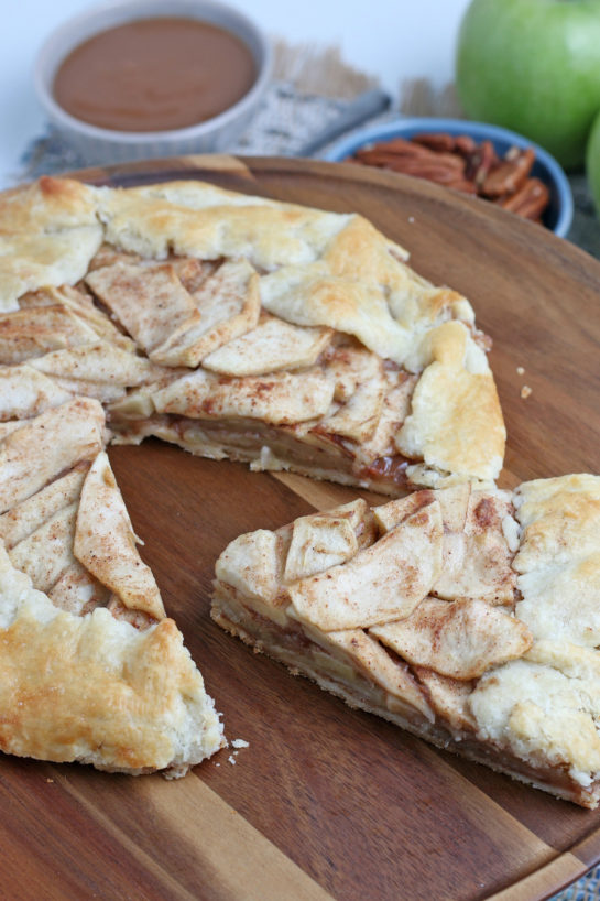 Easy Apple Crostata recipe is a simple, rustic tart filled with sweet apple filling and is one of our favorite new ways to bake with your apples from apple picking!