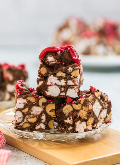 The Best Valentine's Day Rocky Road recipe is an easy, no-bake 5 ingredient dessert and requires mostly ingredients you have in your pantry! It doesn’t get any easier than this.