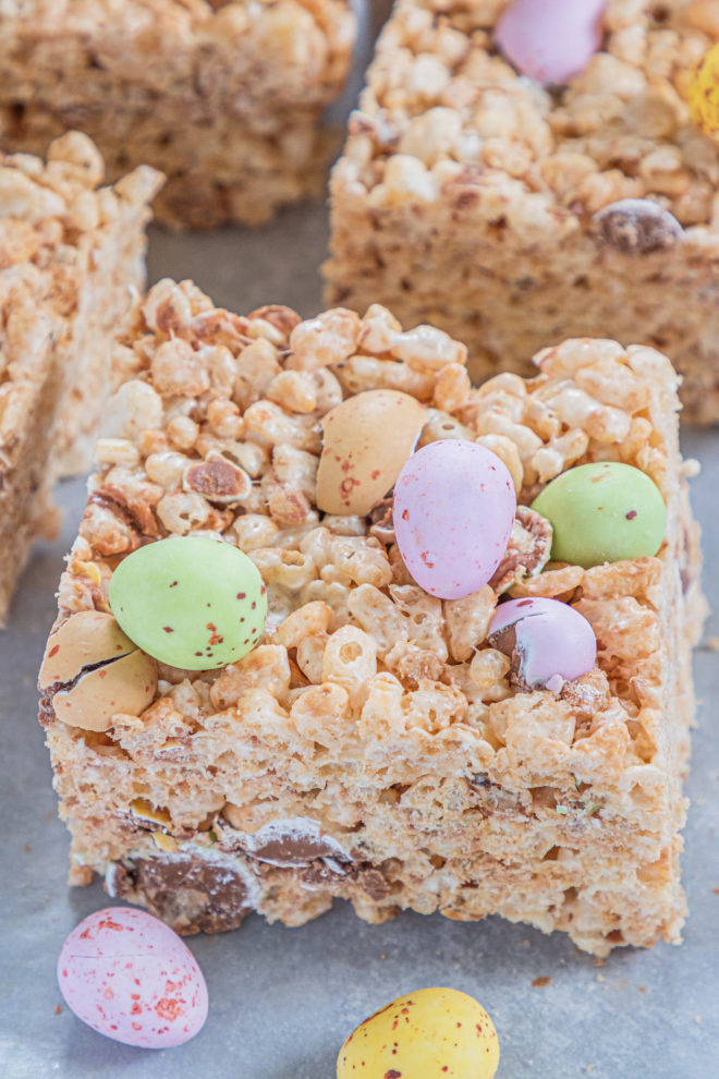 Mini Egg Rice Krispie Treats Wishes and Dishes