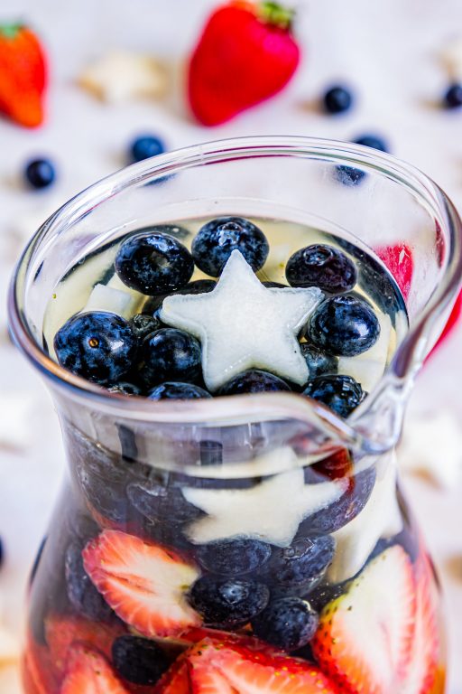 Patriotic Sangria | Wishes and Dishes