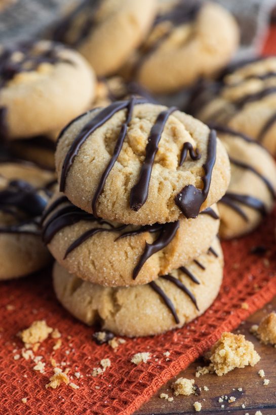 Peanut Butter Thumbprint Cookies are a peanut butter lovers favorite cookie recipe and perfect for Christmas holiday cookie exchanges!