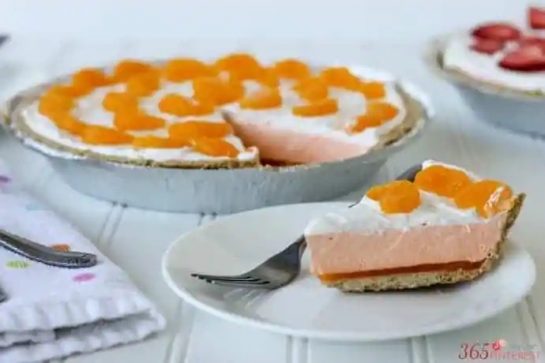 Orange Creamsicle Pie Recipe tastes just like the frozen treat we grew up loving, but in delicious pie form!