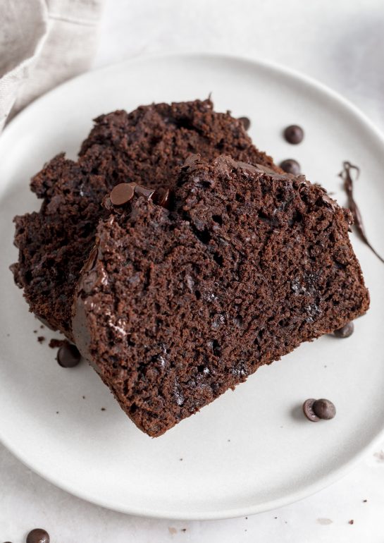 Moist and fudgy Chocolate Zucchini Bread recipe is filled with shredded zucchini and no one will know since it tastes just like chocolate cake. It’s super delicious and secretly healthy with hidden green veggies.