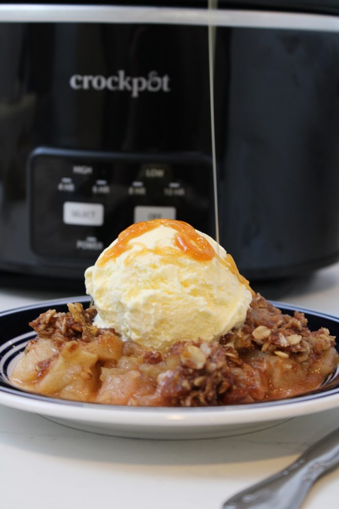 Crock Pot Apple Crisp Wishes and Dishes