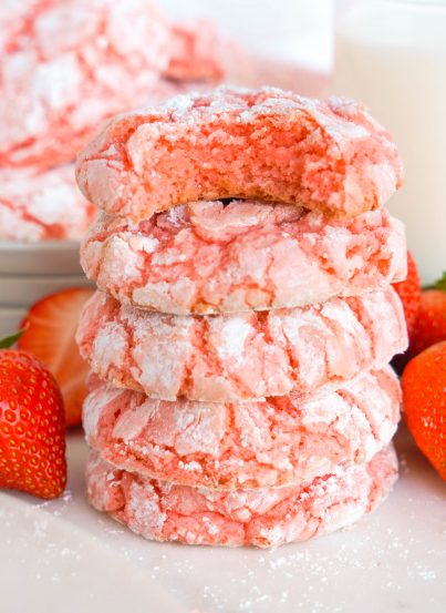 Strawberry Crinkle Cookies: a simple and delicious strawberry cookie recipe made with cake mix. If you're looking for the easiest cookie recipe on the planet, you found it! These cookies require just FIVE ingredients and come out perfectly every time.