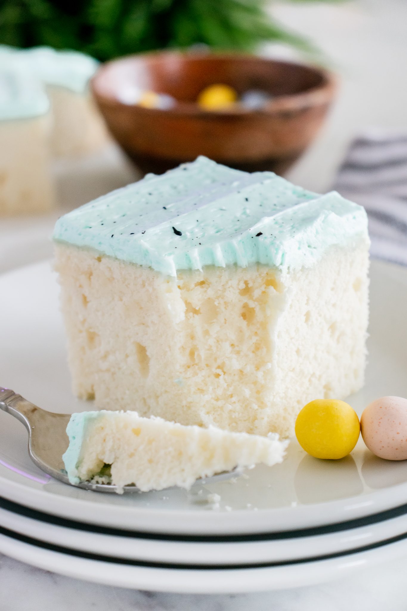 Speckled Egg Snack Cake Wishes and Dishes