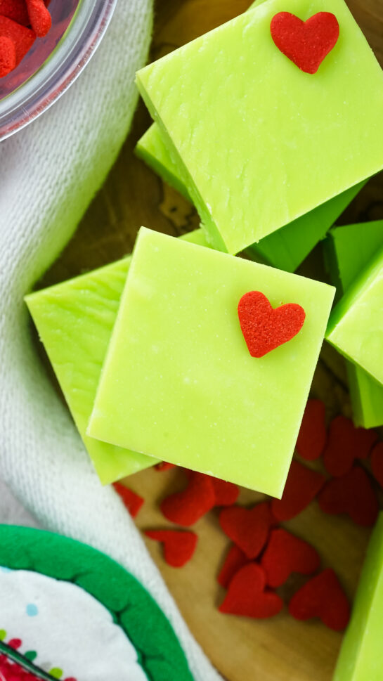 Close-up photo of the finished Grinch Fudge recipe with the heart sprinkles