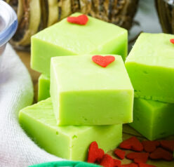This Grinch Fudge recipe combines white chocolate, sweetened condensed milk, and green food coloring to create a creamy, no-bake Christmas fudge. Perfect for holiday parties, kids’ treats, cookie exchanges, and festive dessert trays!