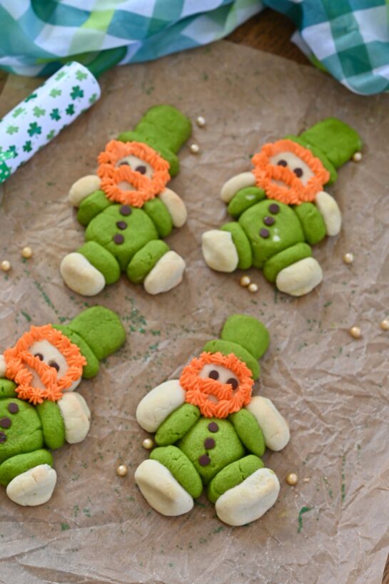 Lucky Leprechaun Cookies recipe for St. Patrick's Day baking fun!